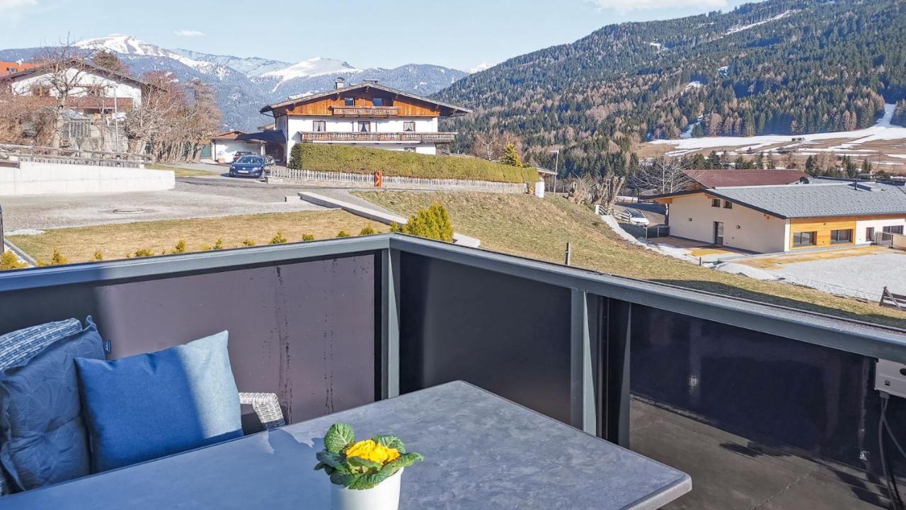 Stuwip Alps Appartements Adlerhorst Тринс Экстерьер фото